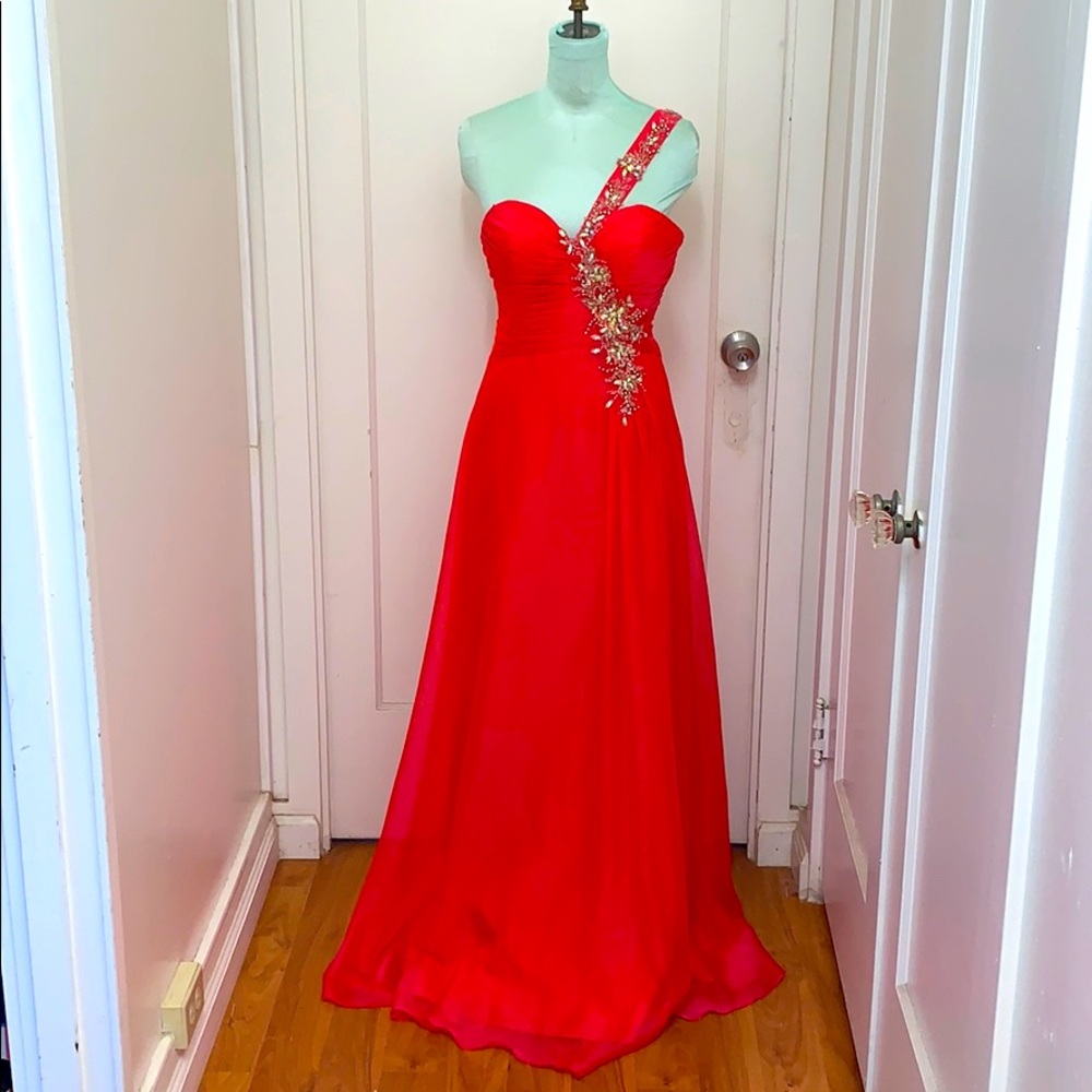 One shouldered rhinestoned pink sherbet gown